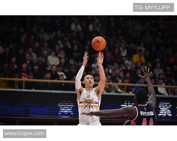 今日焦点战：灰熊迎战劲敌，激烈对决即将打响引发球迷热议